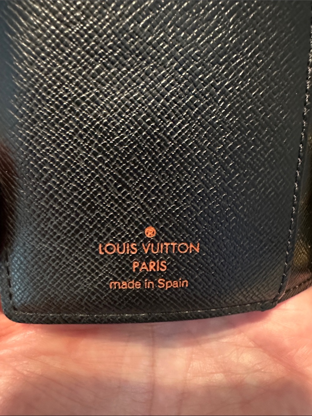 Louis Vuitton Black Epi Leather Snap Agenda Cover - Picture 2 of 7